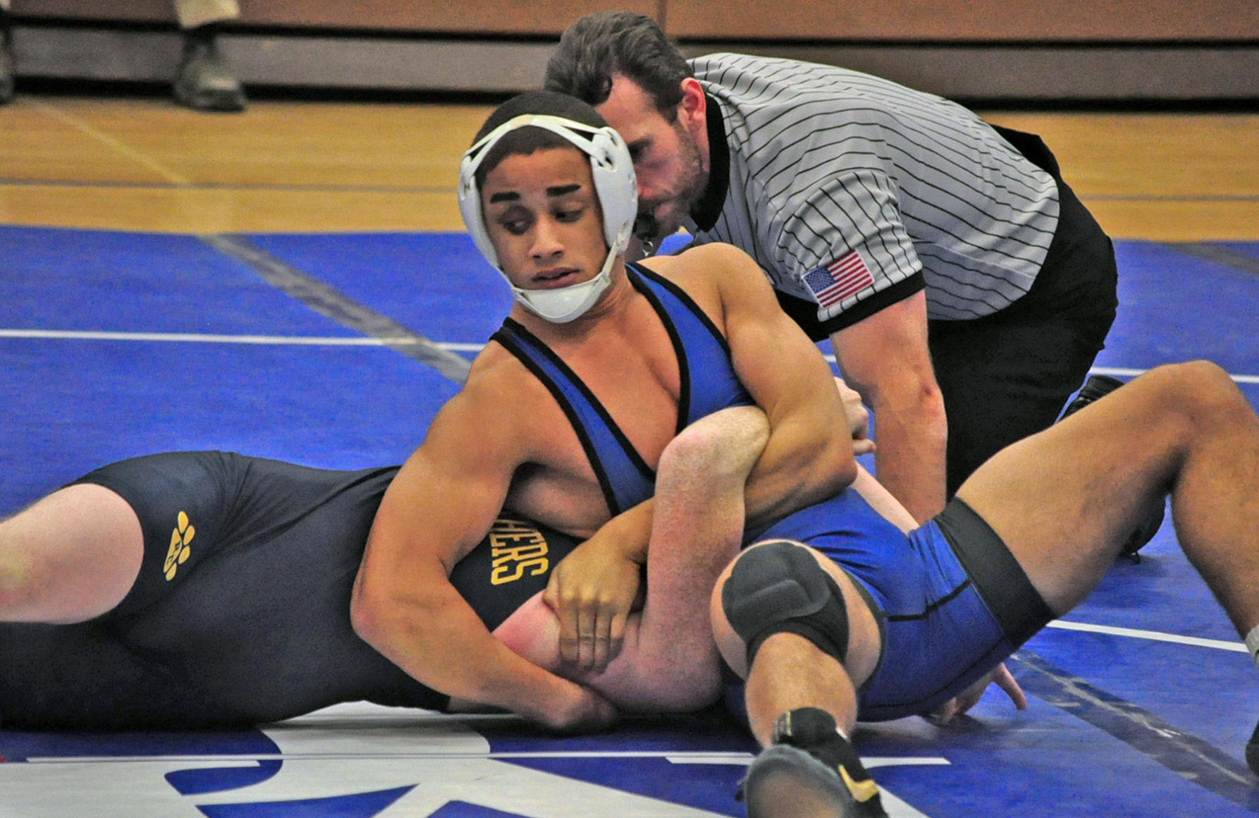 Rappahannock dispatches Madison in rivalry wrestling match image