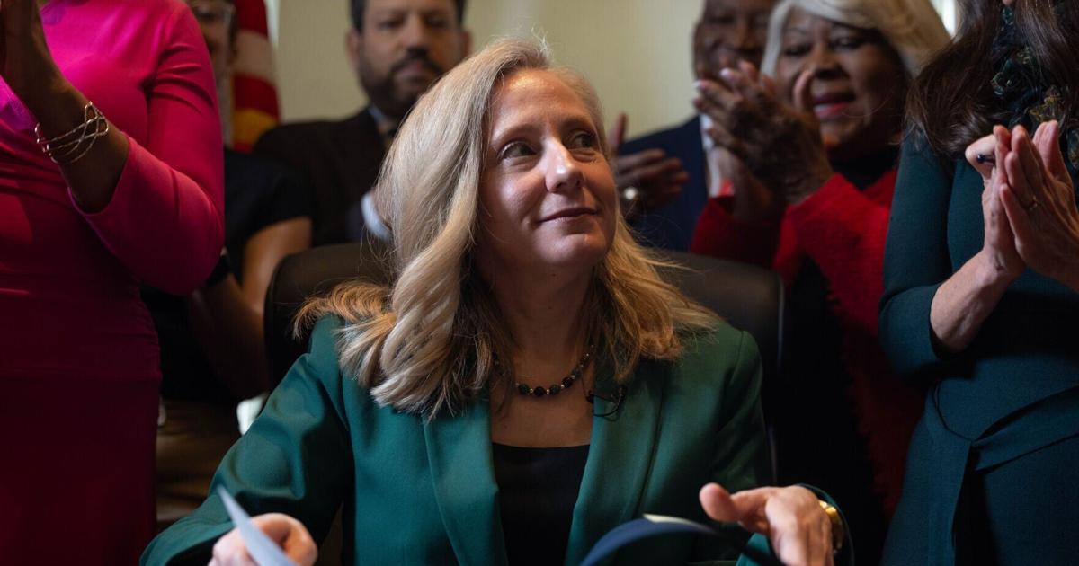 Spanberger signs bills that tighten controls on guns