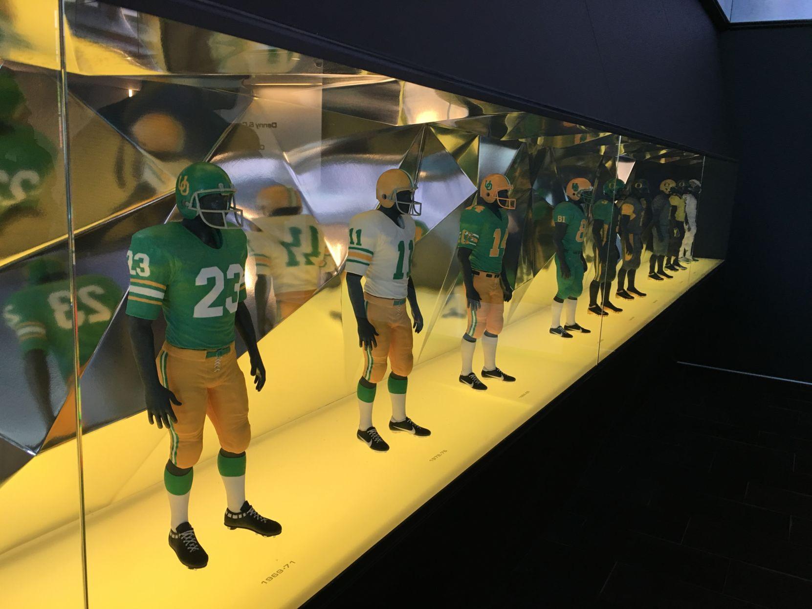 Ratcliffe Oregon S World Class Football Facility Provides A Shining Example For Virginia Cavalier Insider Dailyprogress Com
