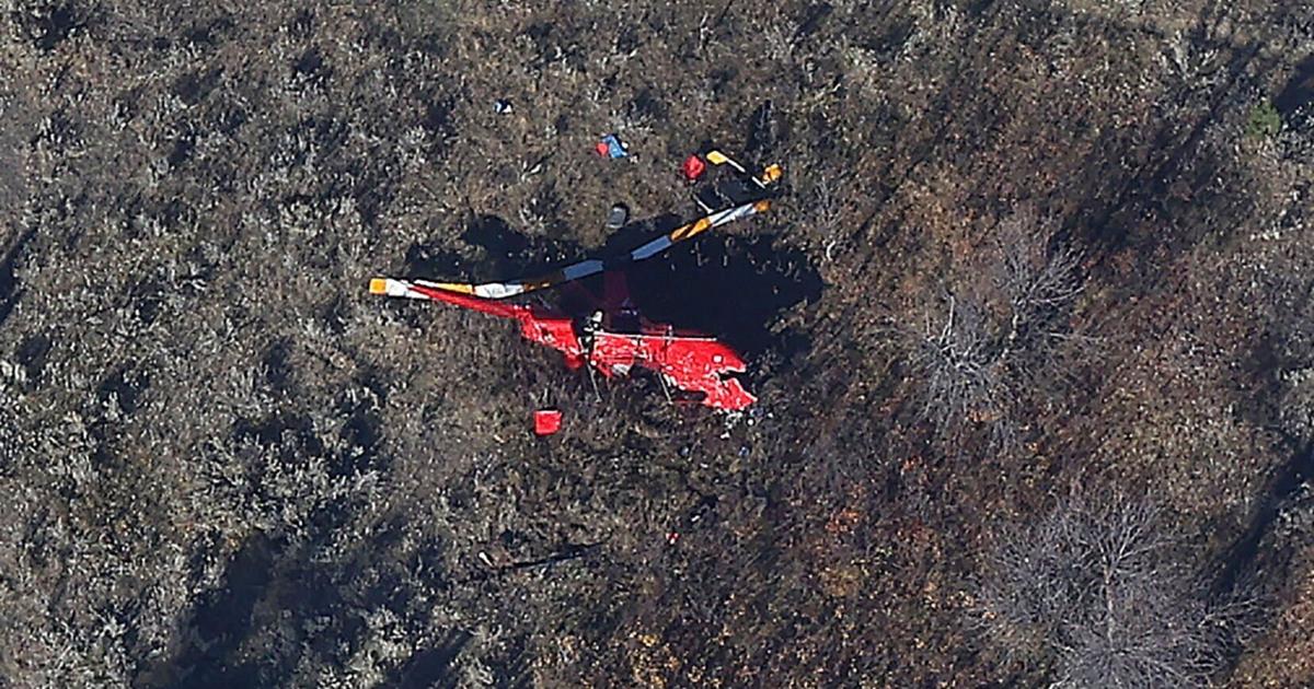 Report: Object detached from helicopter before crash that killed Illinois ...