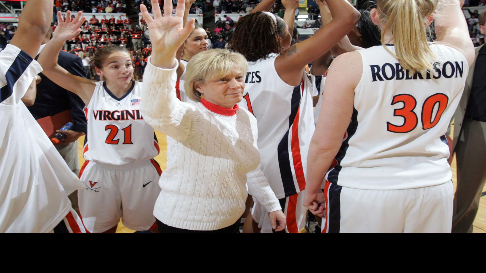U Hall Always Felt Like Home For Ex Uva Women S Basketball Coach