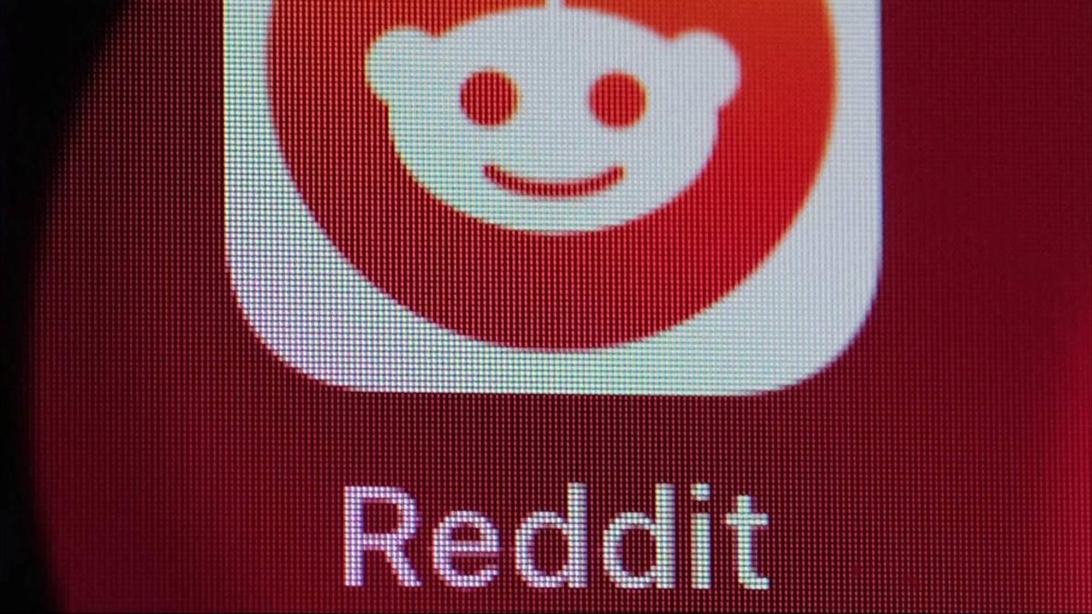 Despite widespread protest, Reddit CEO says company is 'not negotiating' on  3rd-party app charges