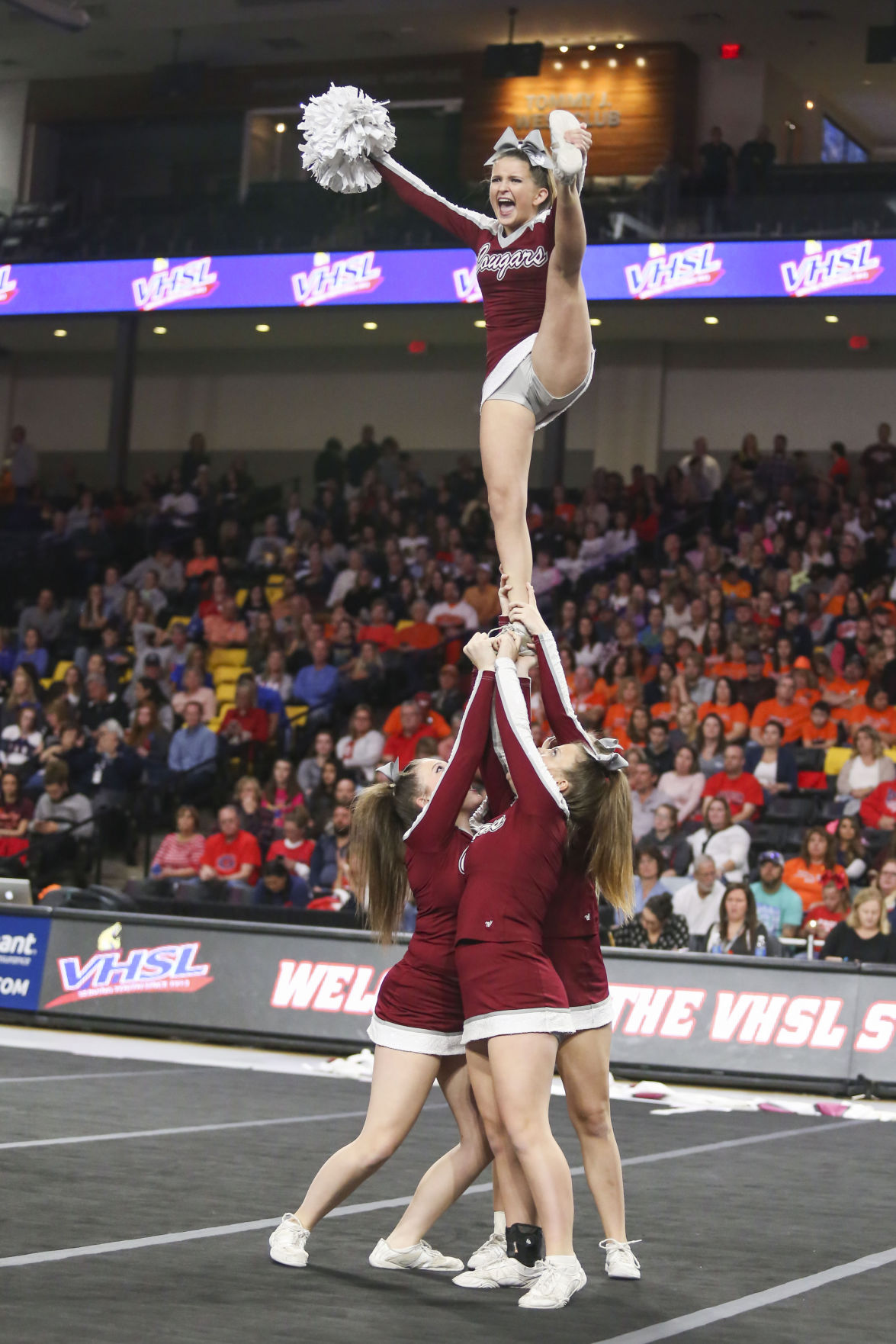 CHAMPIONS Stuarts Draft wins state cheer title Sports
