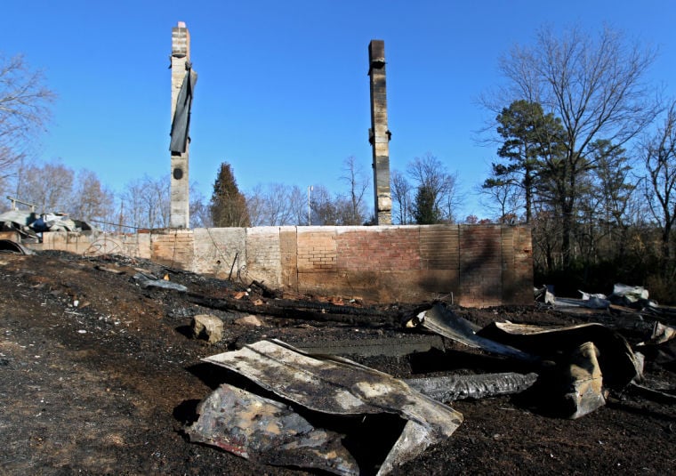 Scottsville family homeless after fire destroys home