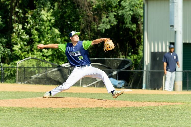 CHS graduates feel right at home with Tom Sox