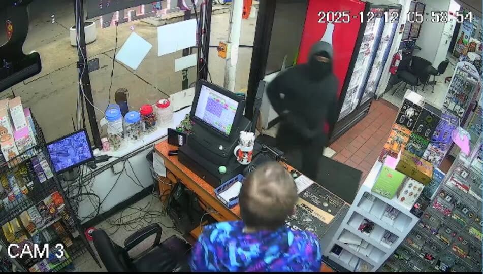 Waynesboro police searching for suspect in armed robbery at convenience ...