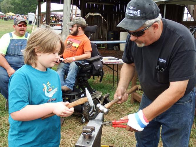 Visitors, vendors and vehicles The Somerset Steam and Gas Pasture