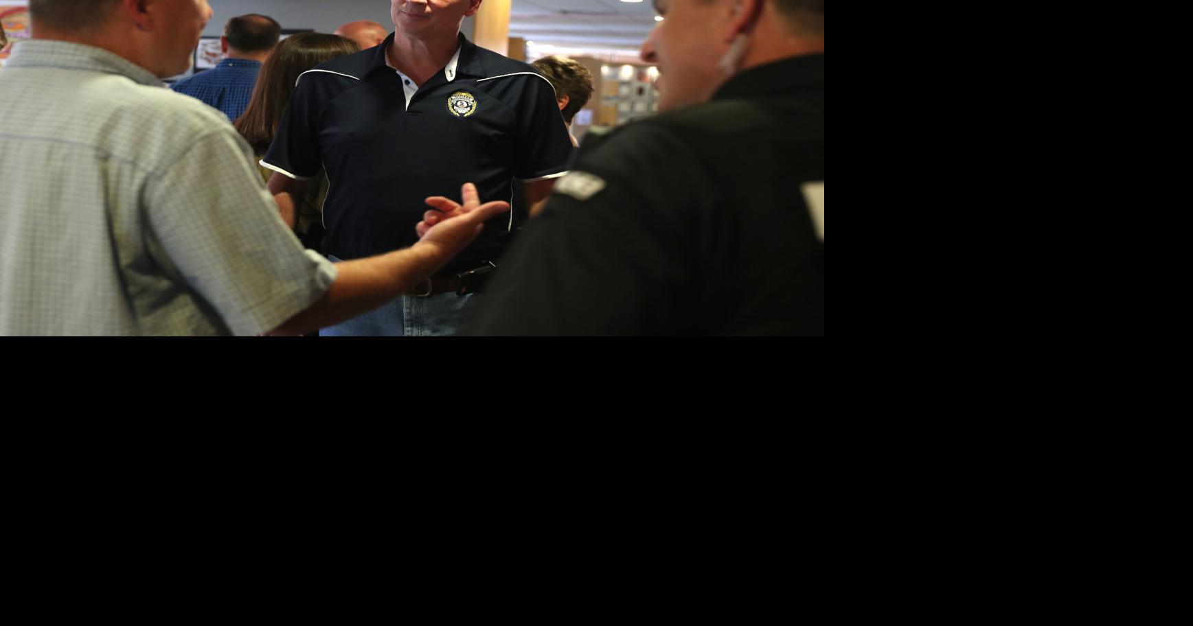City police give longtime lawman a retirement sendoff