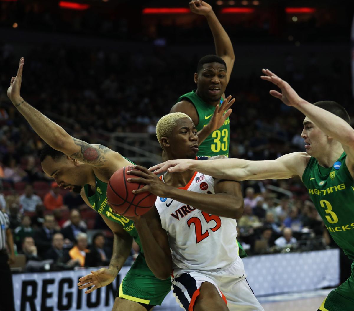 Photos Virginia Scrapes Past Oregon To The Elite 8 Basketball