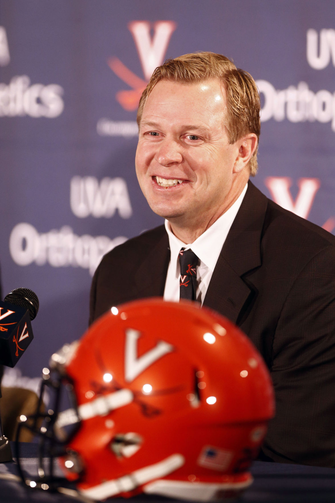 Bronco Mendenhall Press Conference [photos] | Cavalier Insider ...