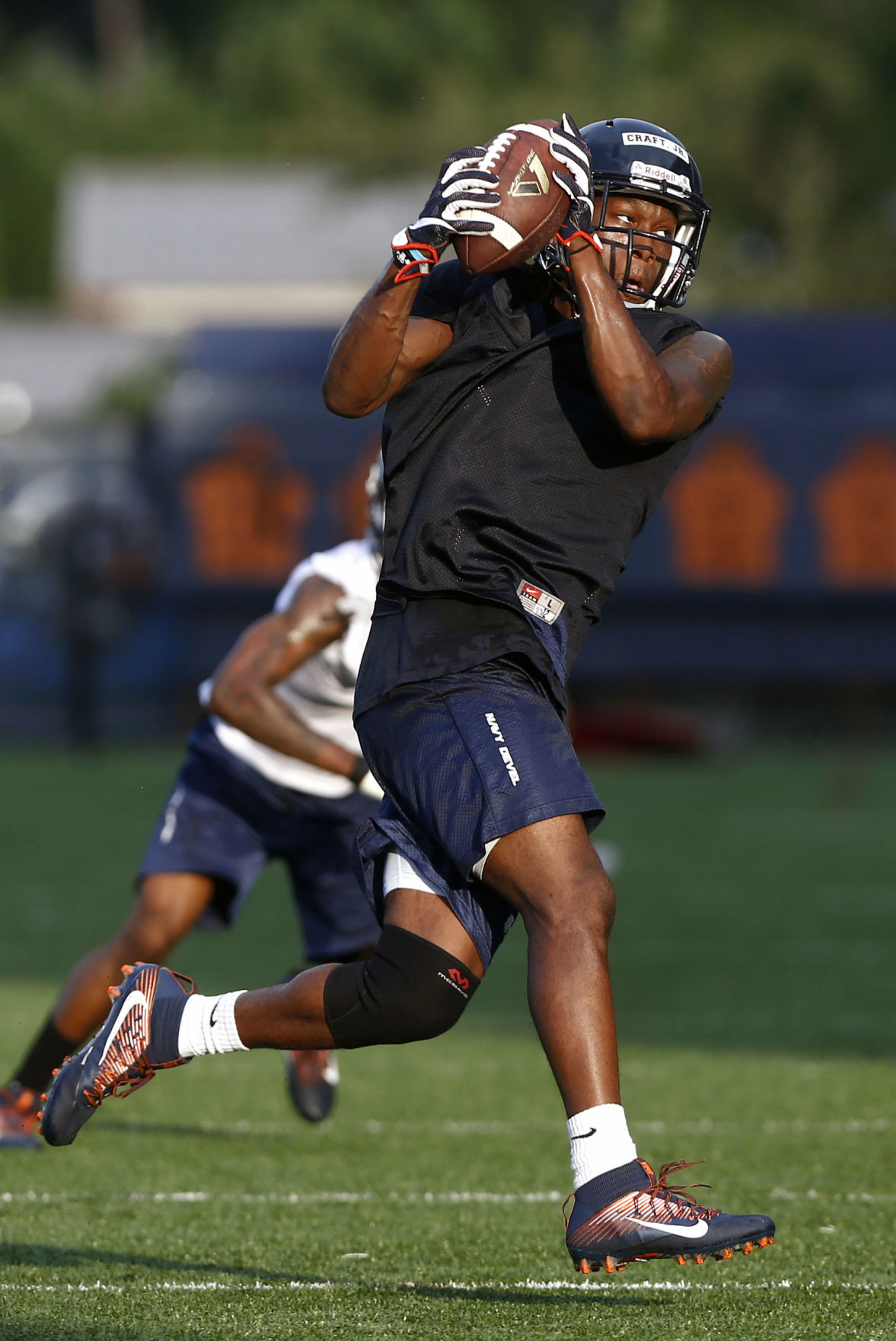 Virginia receiver steps away from football after five concussions