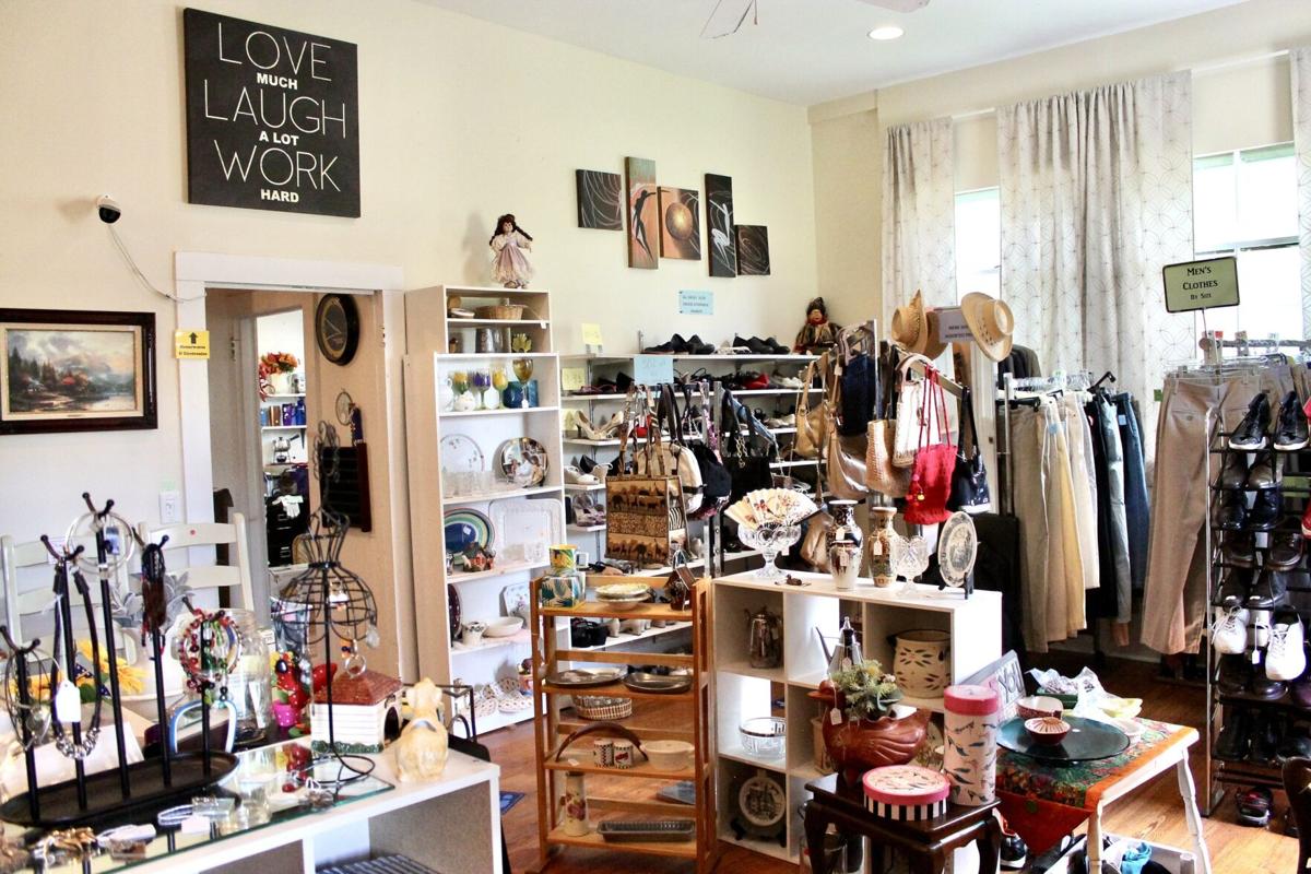 Top 5 Clothing Consignment Shops in Charlottesville