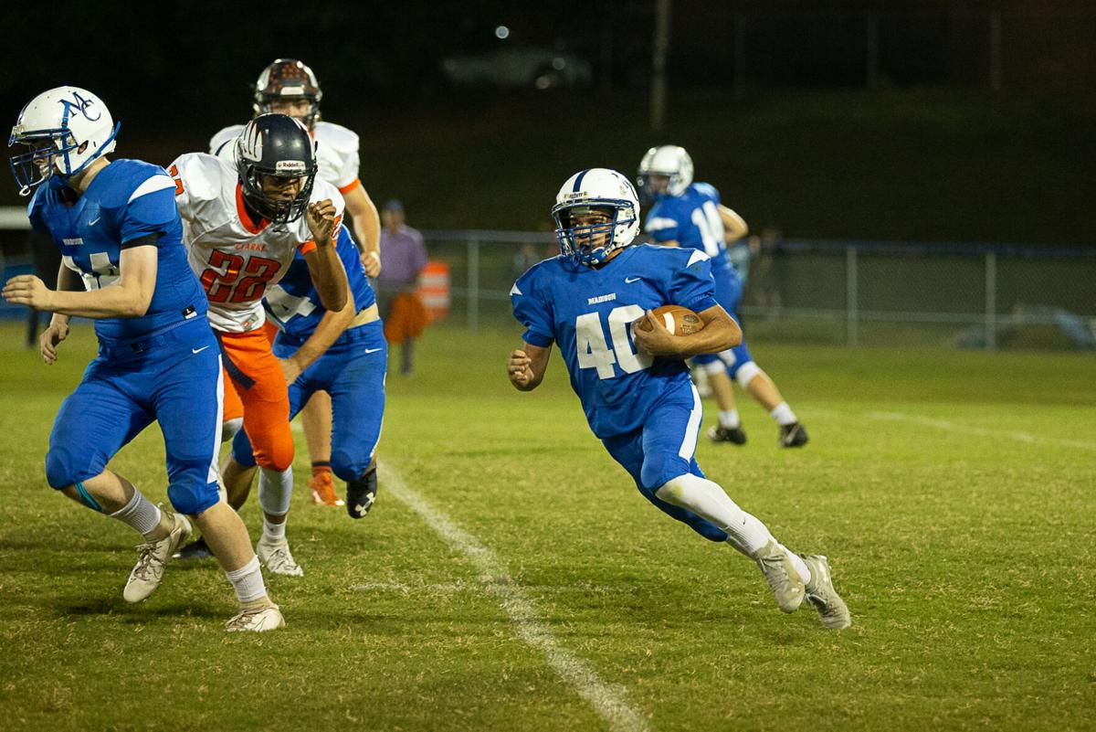 Sports-football