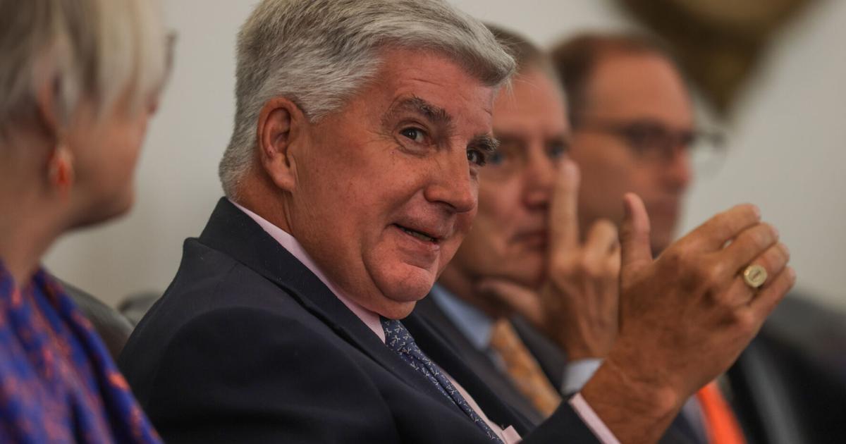 William Walker: Youngkin hat den Vorstand der UVa mit künstlichen ...