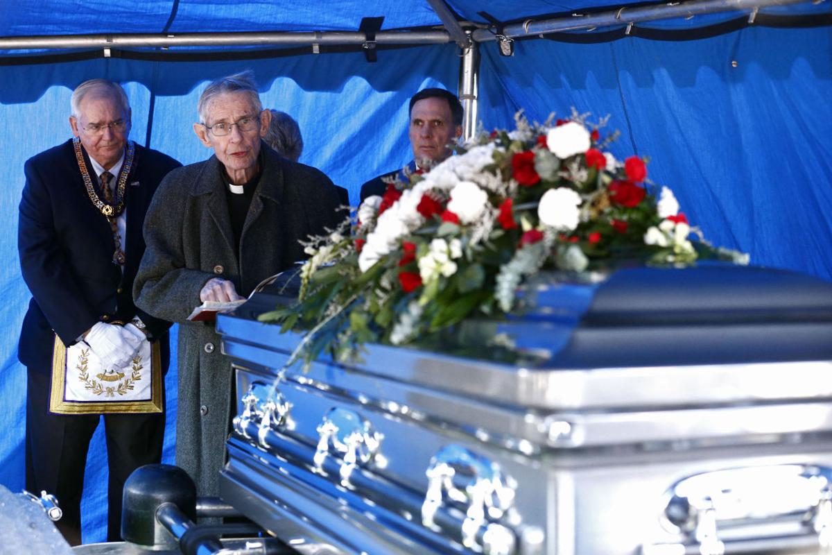 Funeral for former Scottsville mayor Thacker Galleries