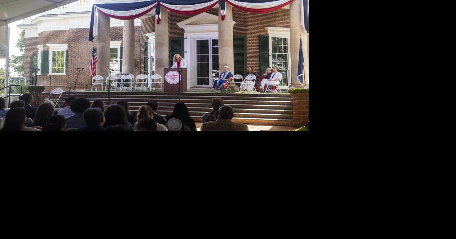 Dozens of immigrants brave heat wave, become US citizens at Monticello