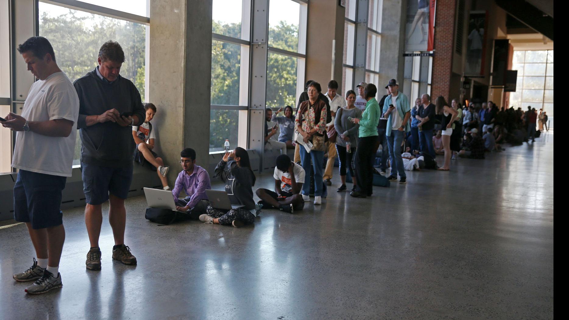 Thousands Wait For Hours At Jpj For Concert For Charlottesville
