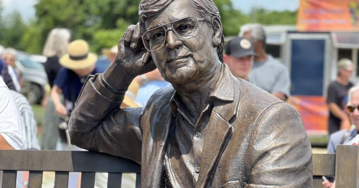 Nelson's native sons: County unveils statues of Earl Hamner, Jimmy Fortune - Vimarsana News