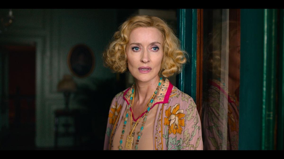 Natascha McElhone embraces change in 'Hotel Portofino', image size:1200x675