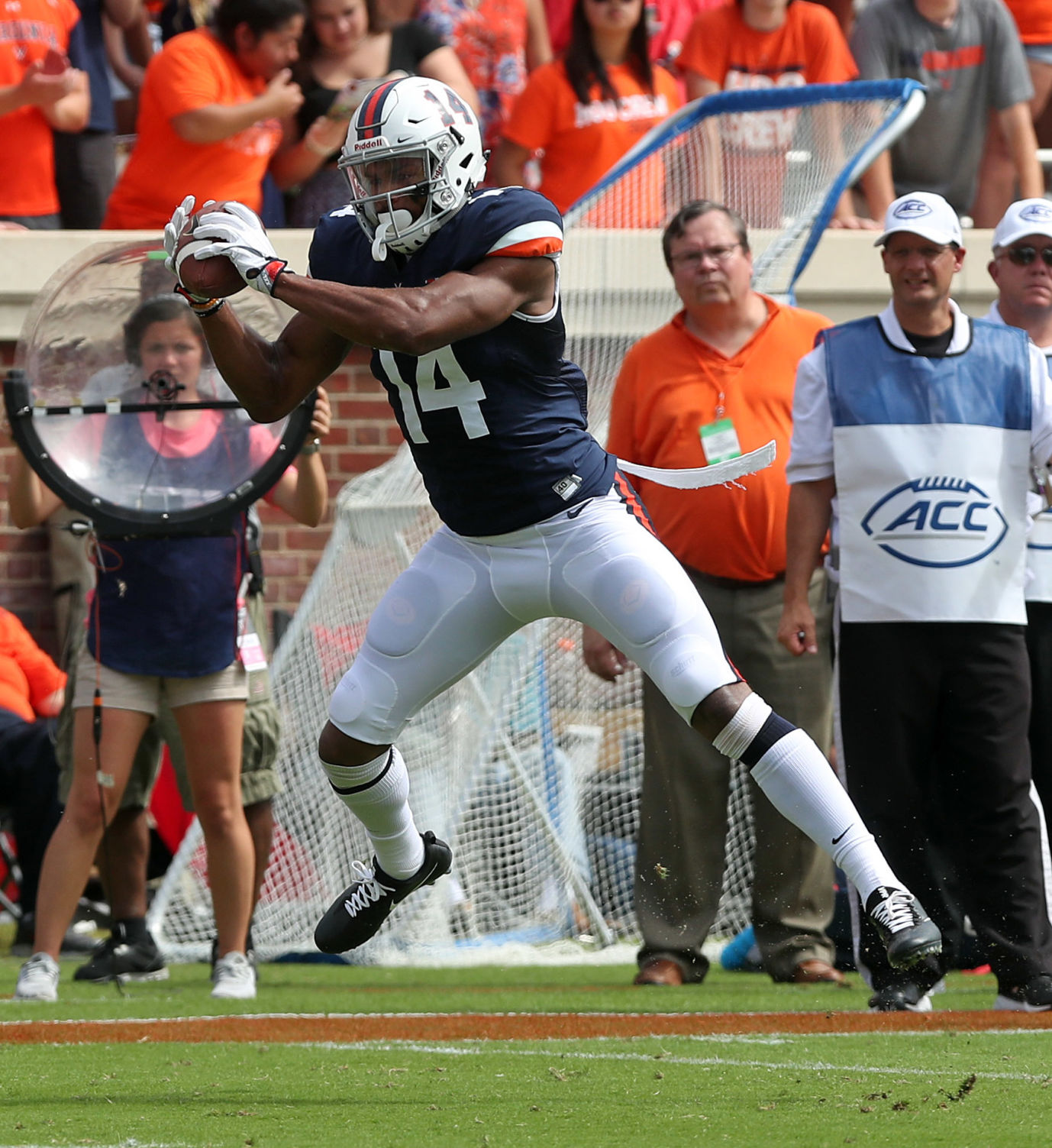 UVA upsets Boise State to improve to 3-1