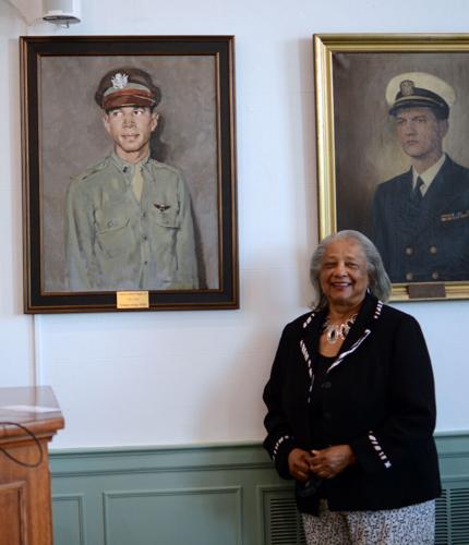 J-Maples portrait unveiling_8169.jpg