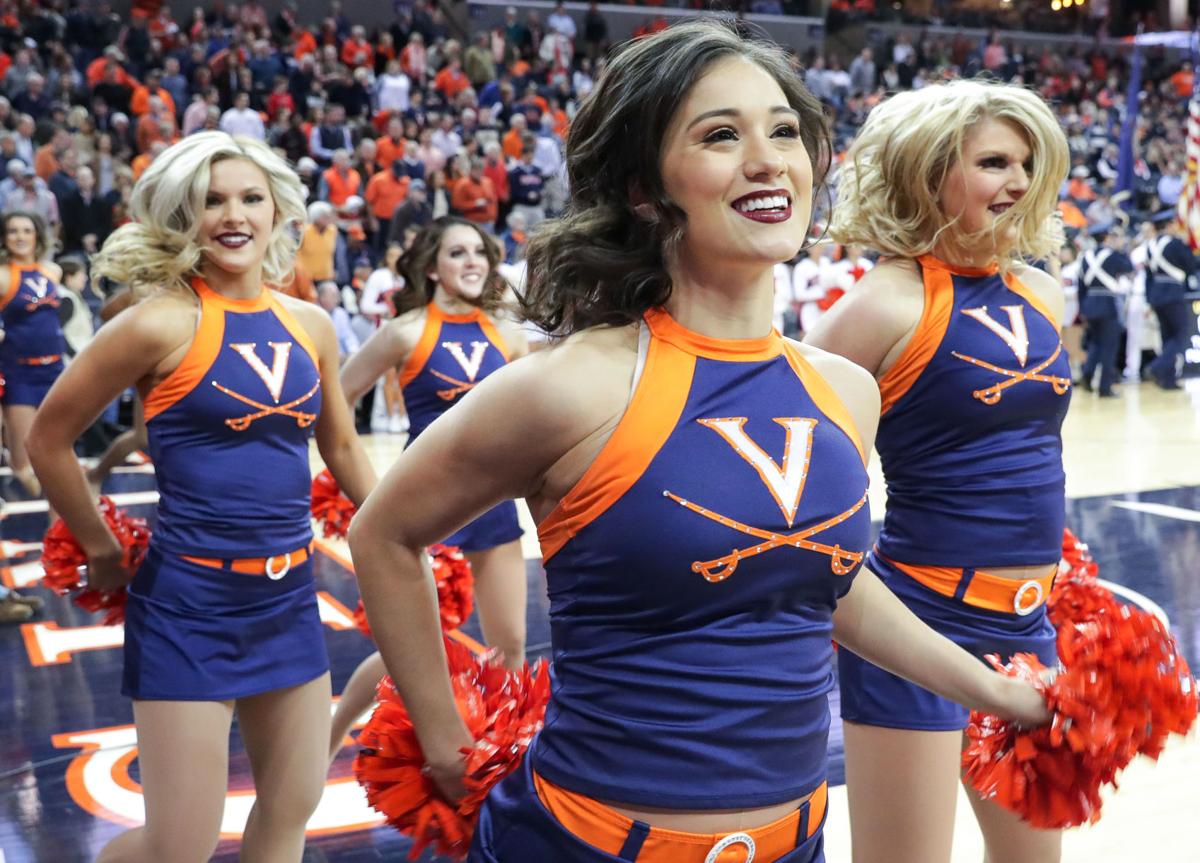Photos Virginia Defeats Notre Dame In Men S Basketball Cavalier
