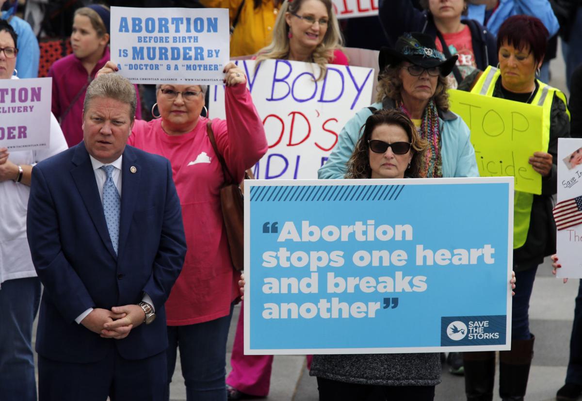 Crowds Swarm Onto National Mall for Annual Anti-Abortion 