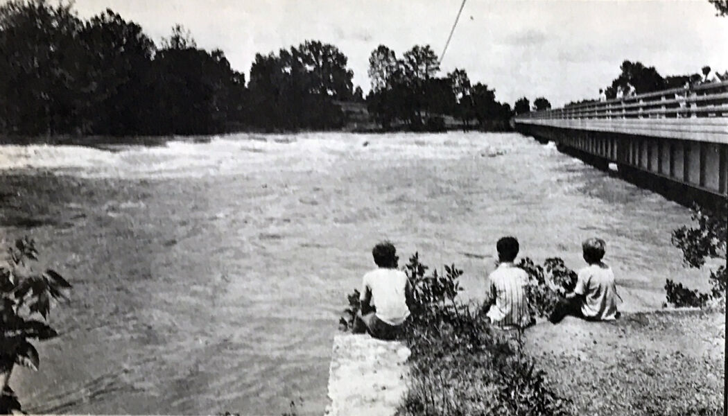 IHBNR: June 29, 1972_Rapidan flooding at new bridge
