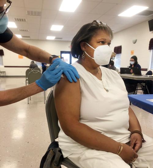 A Shot In The Arm Local Doctors Talk About Receiving Covid 19 Vaccine News Dailyprogress Com