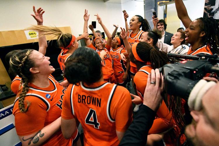 Dancing on: UVA women’s basketball advances to Sweet 16