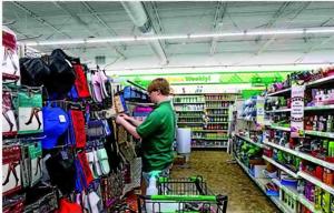 Dollar Tree tries to lure wealthy