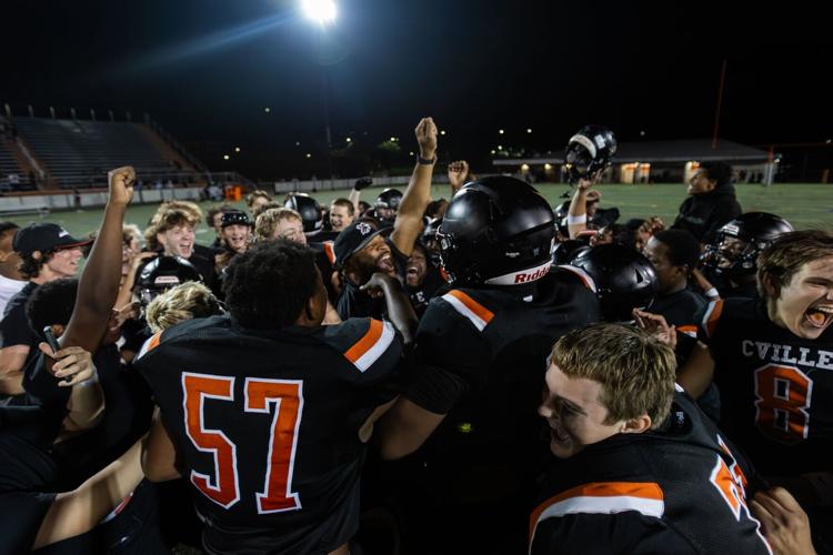 Charlottesville High School sophomore earns top honors in New York Times student photo contest