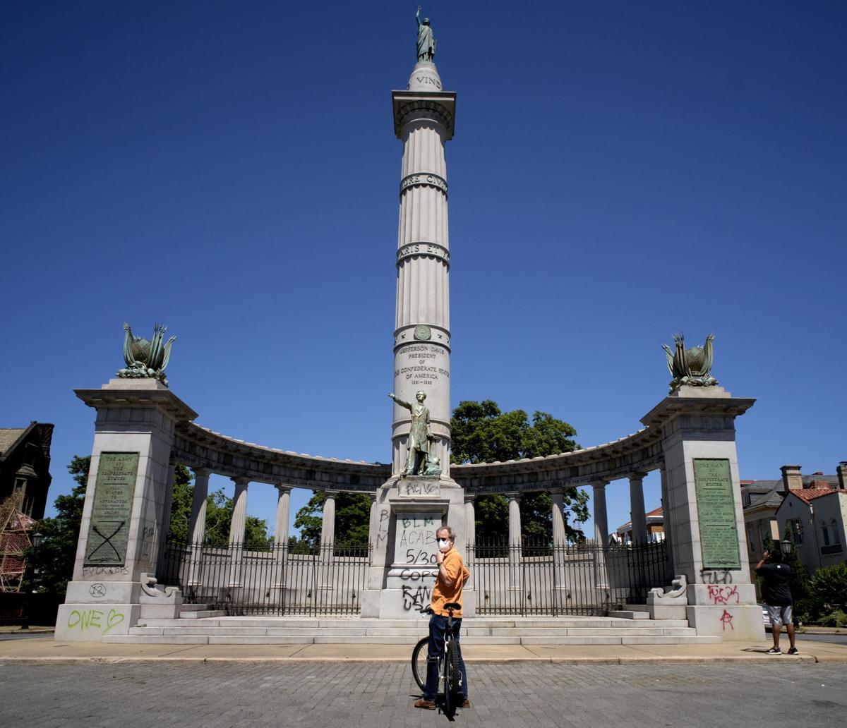 Stoney To Propose Removing All Confederate Statues From Monument Avenue State Dailyprogress Com