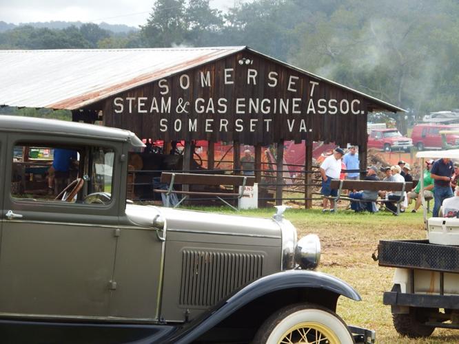 Visitors, vendors and vehicles The Somerset Steam and Gas Pasture