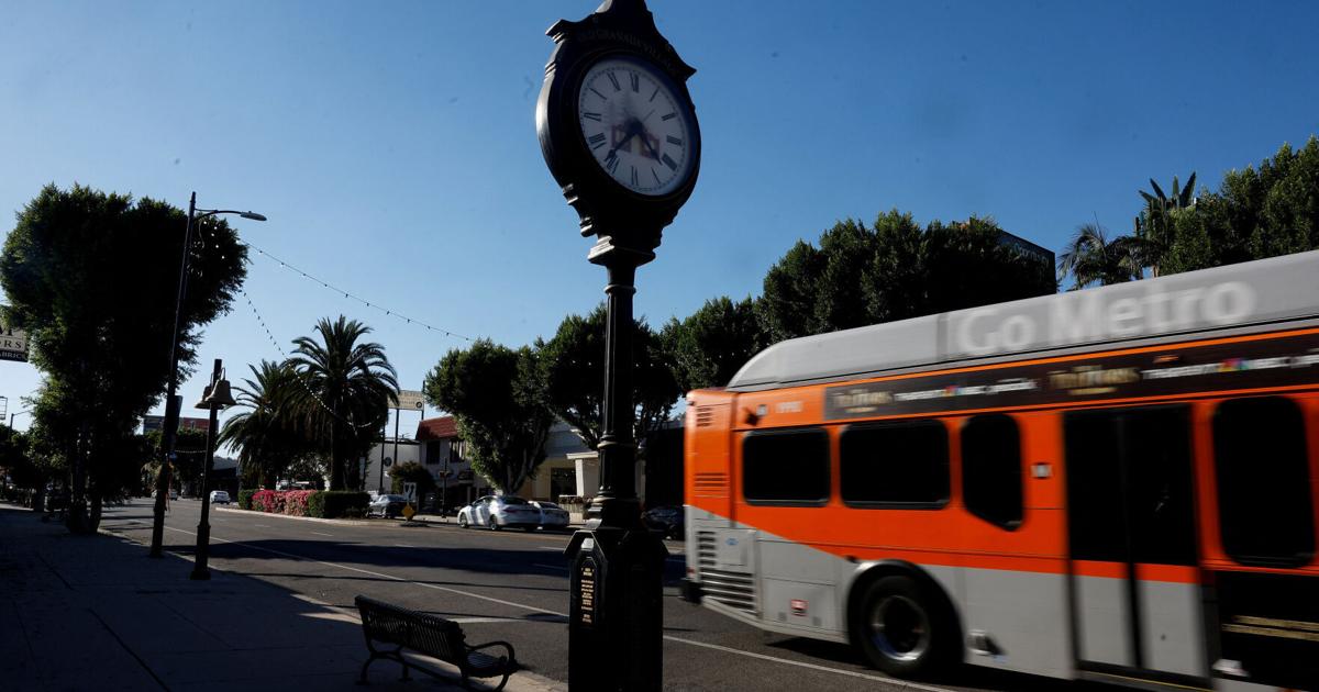 A clock change dilemma pits science vs. politics