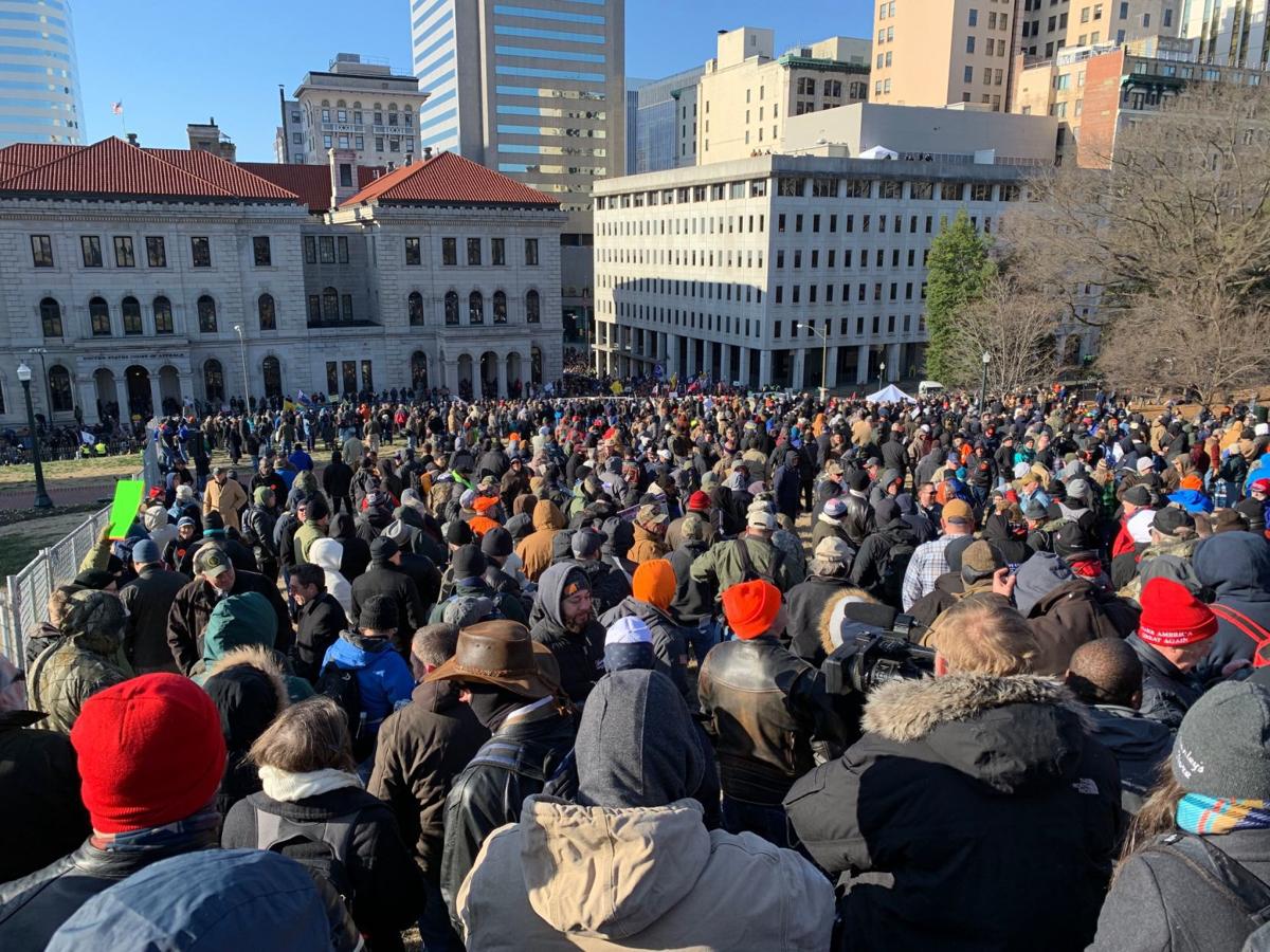 Live Updates Thousands Gather Around Capitol Square In Richmond Ahead Of Gun Rights Rally Latest News Dailyprogress Com