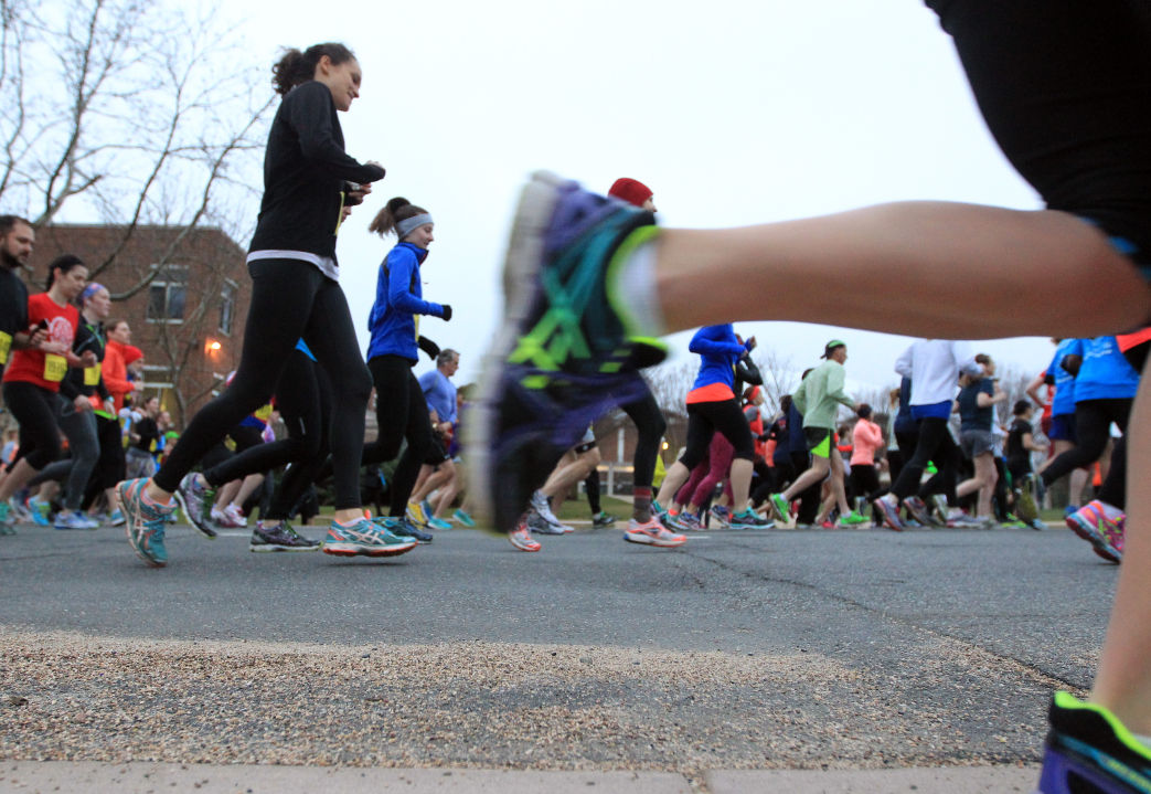 Annual Charlottesville 10 Miler Running Race Local News