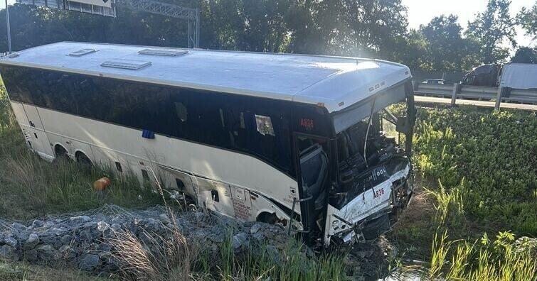 Fahrer nach tödlichem Busunfall auf der I-95 muss sich wegen weiterer ...
