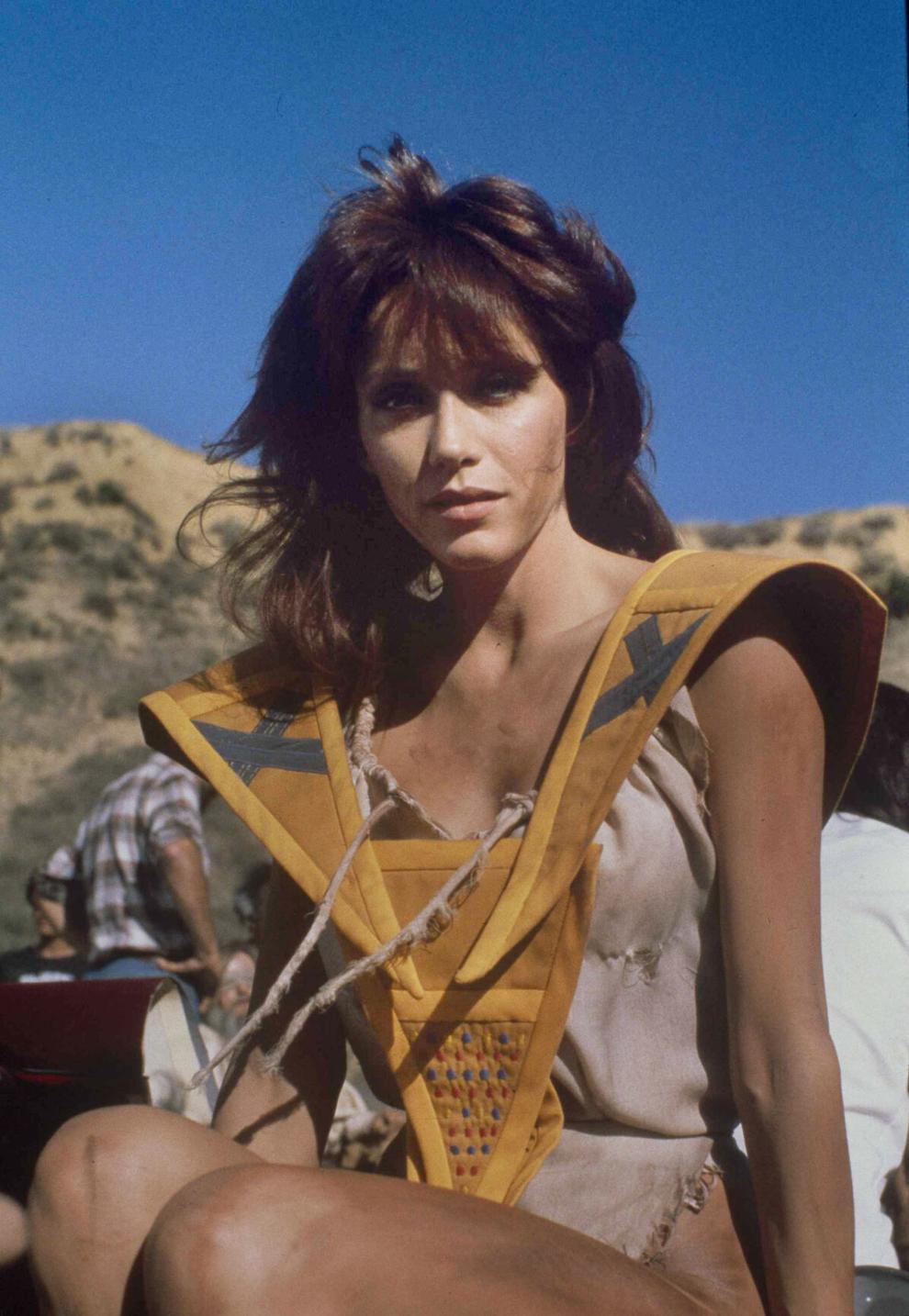 Tanya Roberts Bond Girl And That 70s Show Actress Hospitalized In Poor Condition