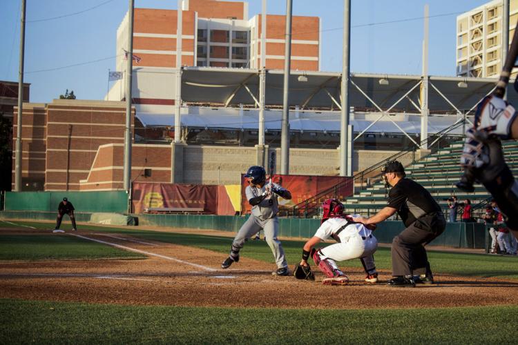 Baseball prepares for 2019 season opener series - Daily Trojan