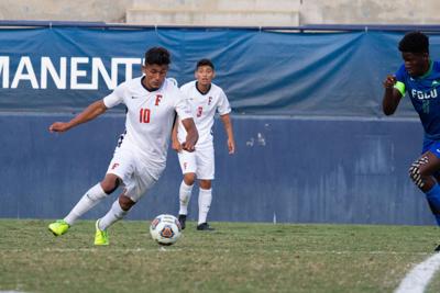 Cal State Fullerton Men S Soccer Remains Undefeated Men S Soccer Dailytitan Com