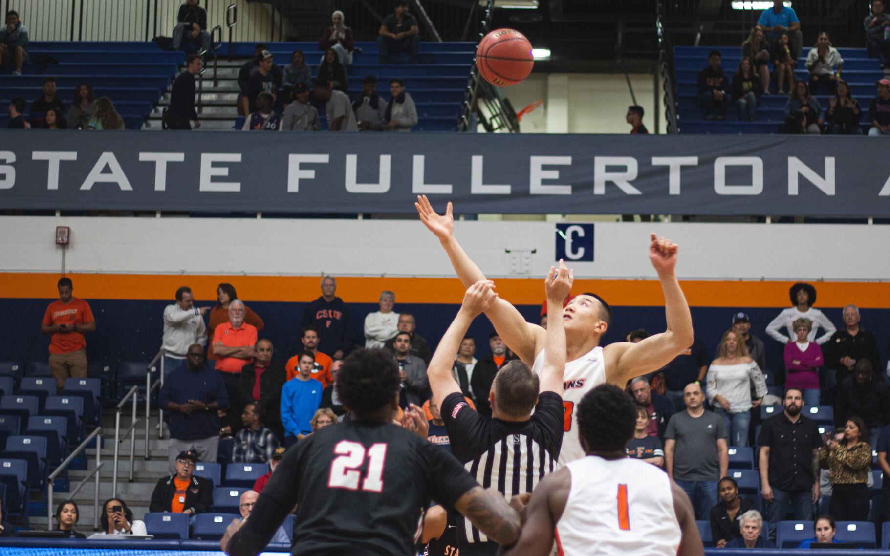 Cal State Fullerton men’s basketball wins Men's Basketball
