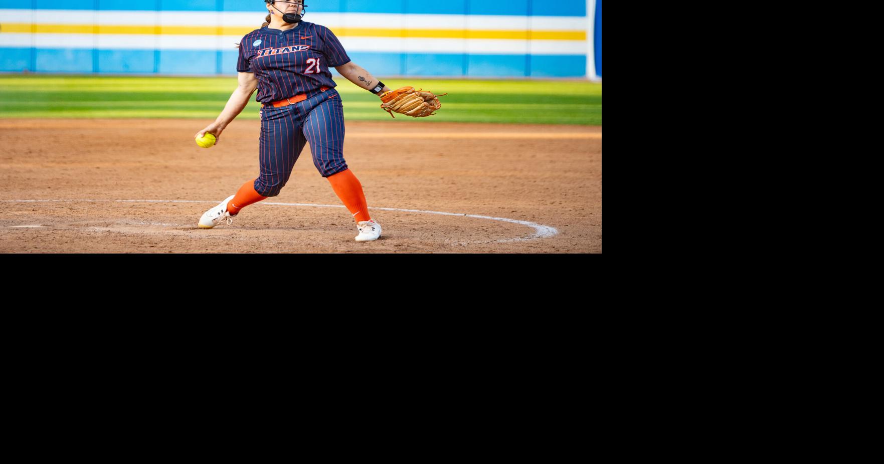 Softball’s fight falls short to South Carolina in NCAA Los Angeles Regional opener