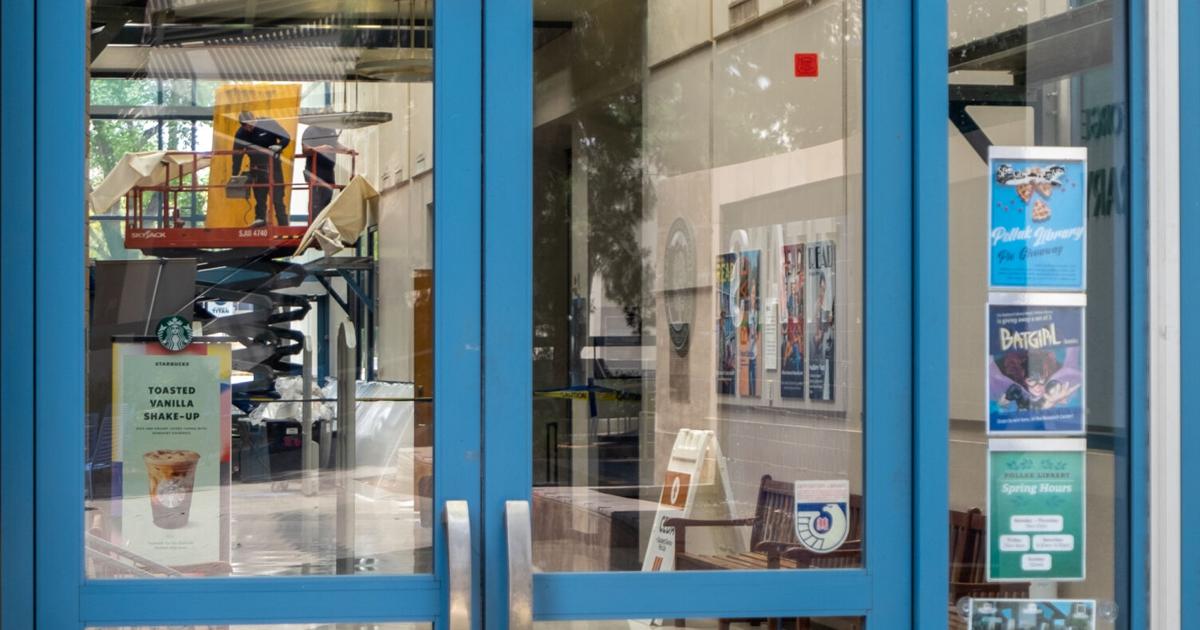 Pollak library closes due to flooding | Campus News | dailytitan.com