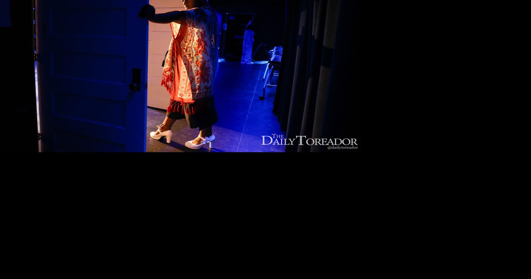 Cast, crew prepare for opening night of 'The Ghost Project' | Gallery ...