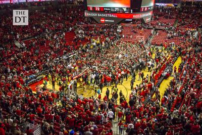 Video Shows West Virginia Player Allegedly Punching Tech Fan