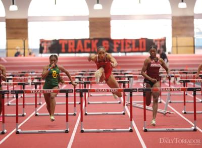 Roswell clears hurdle