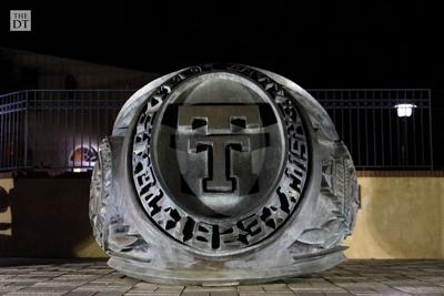 Class Rings Symbolize Time At Tech La Vida Dailytoreador Com