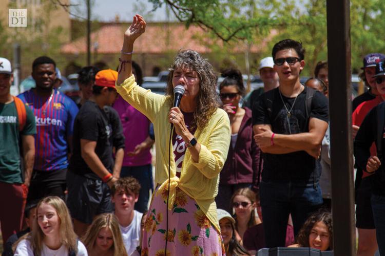 Sister Cindy and Brother Jed visit Tech campus again Multimedia
