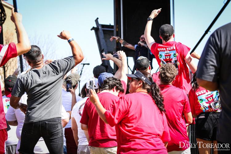 Red Raiders attend Raider Alley Gallery